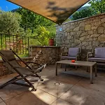Hotel Les Restanques De 3*