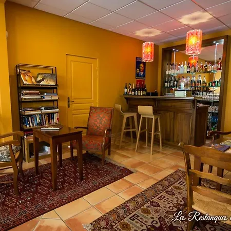 Hotel Les Restanques De 3*
