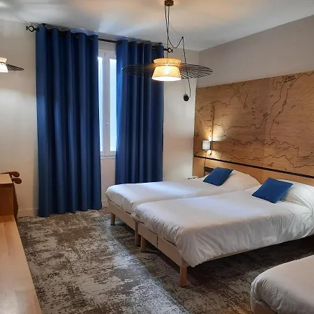 Hotel Les Restanques De 3*