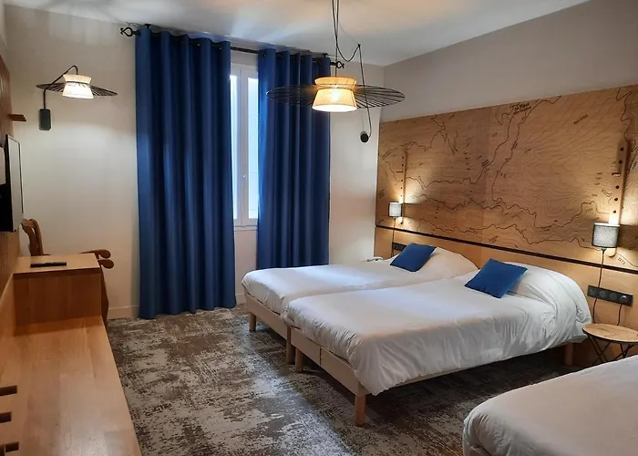 Hotel Les Restanques De 3*