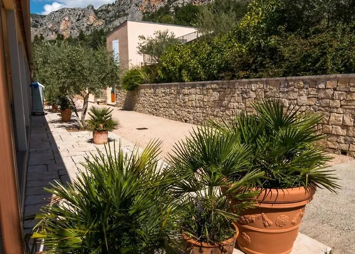 Les Restanques De Hotel 3*